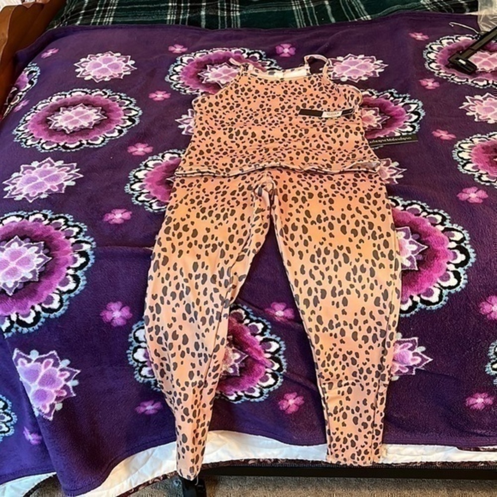 Catherine Malandrino Women’s Leopard Print Cropped Leggings and Cami NWOT